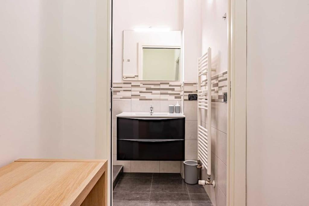 Guest Planet - Modern Flat Centrale M2 Μιλάνο Εξωτερικό φωτογραφία